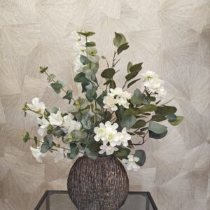 Kunstboeket met platte countryfield vaas